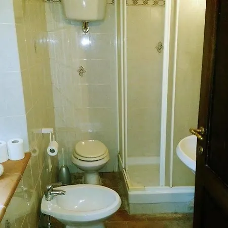 Alari Hotel 3*