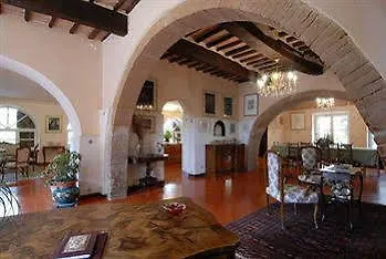 Alari Hotel 3*