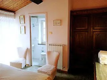 Alari Hotel