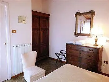 Alari Hotell Cetona